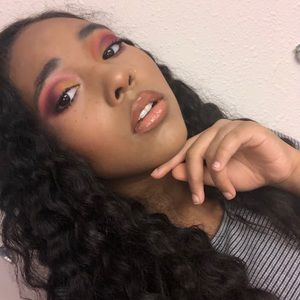 Meet your Posher, Nyah